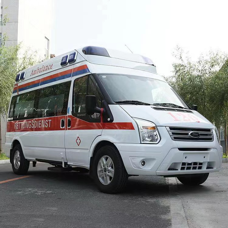 隆子行动不便者长途救护车租赁:安全转运的核心注意事项